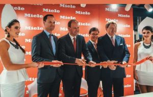 Hostesses & Greeter Model Hire